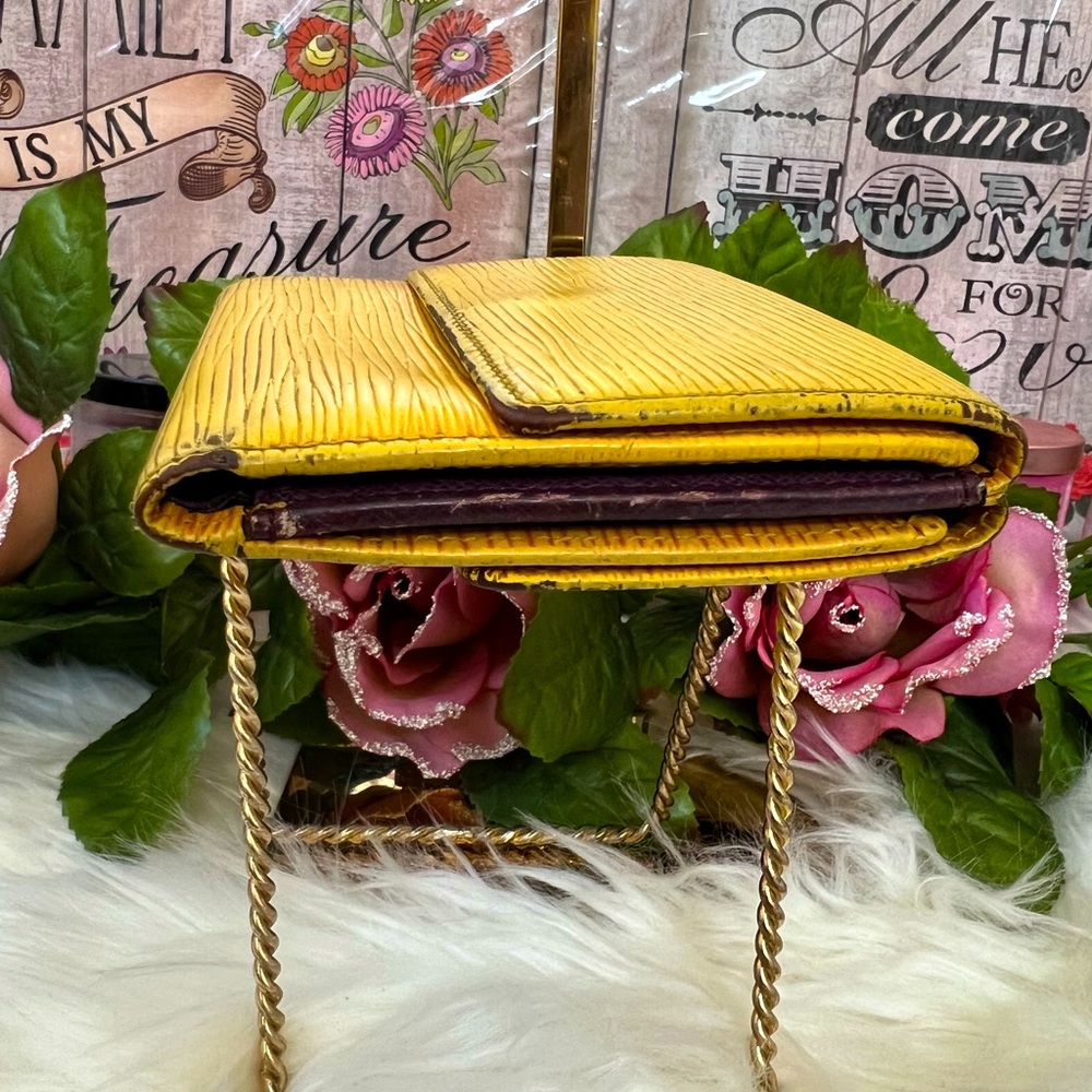 💜Louis Vuitton Epi Men’s Wallet - Picture 5 of 16